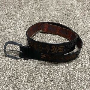 NWOT Men’s Robert Graham Purple Monolith Leather Belt Size 36